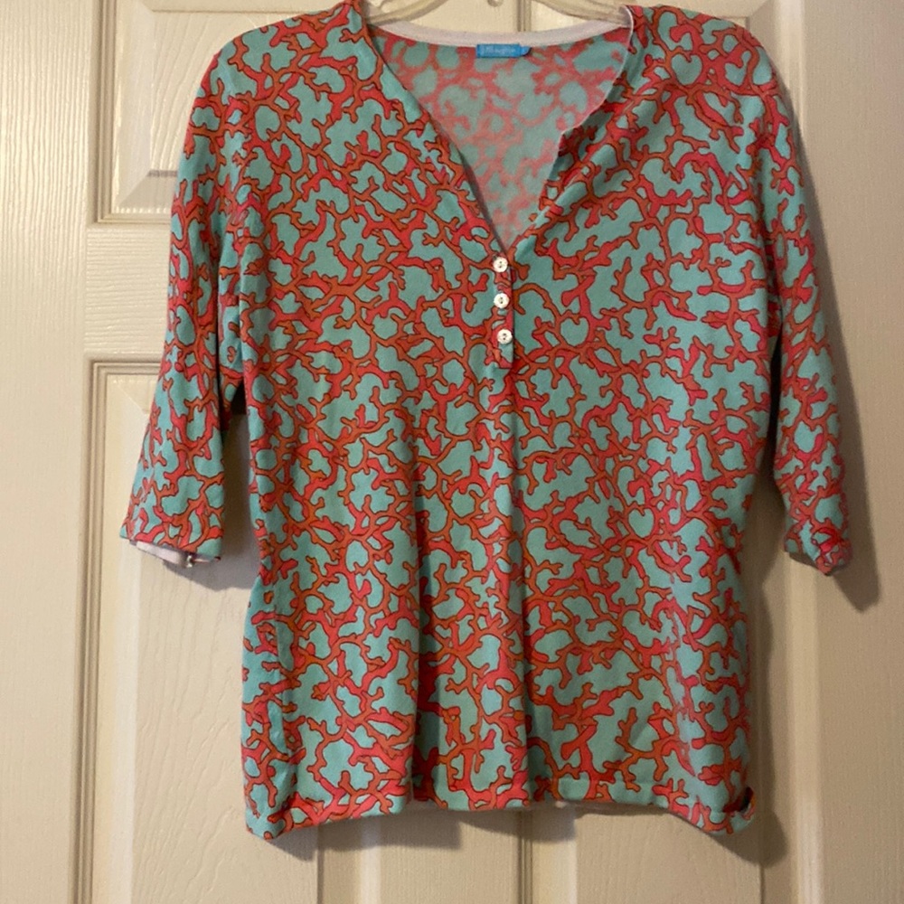 JMcLaughlin Lt weight sweater. Green/coral design. V-neck, 3 buttons in front. L